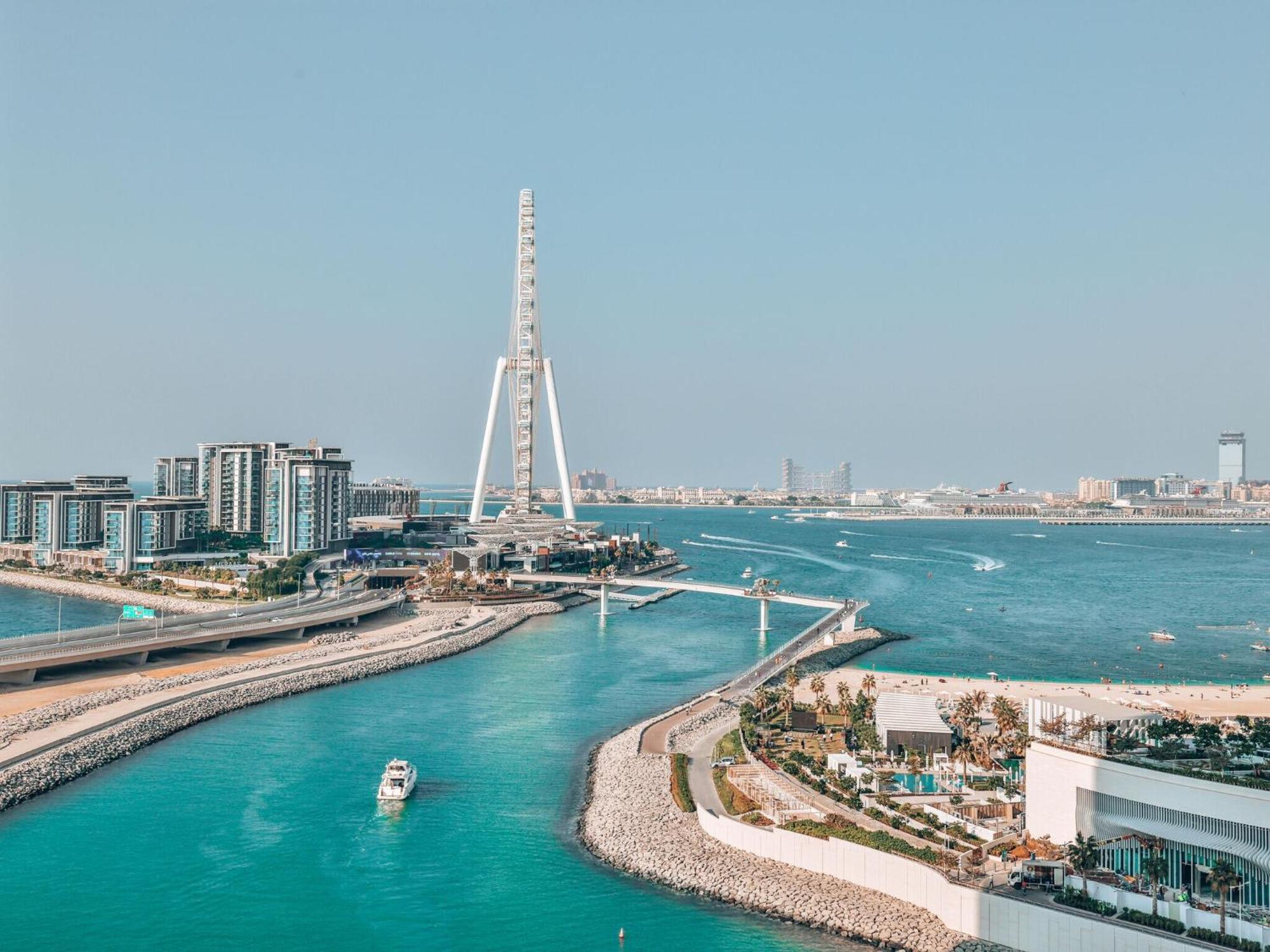 Luxurious Apartments Dubai Marina Views Pool Gym By Sojo Stay Bagian luar foto